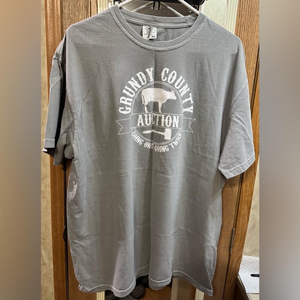 Grundy County Auction Graphic Tee – XL